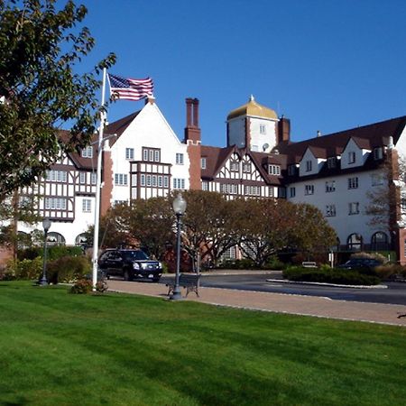 Готель Montauk Manor Екстер'єр фото The Inn at Gadsden's Point